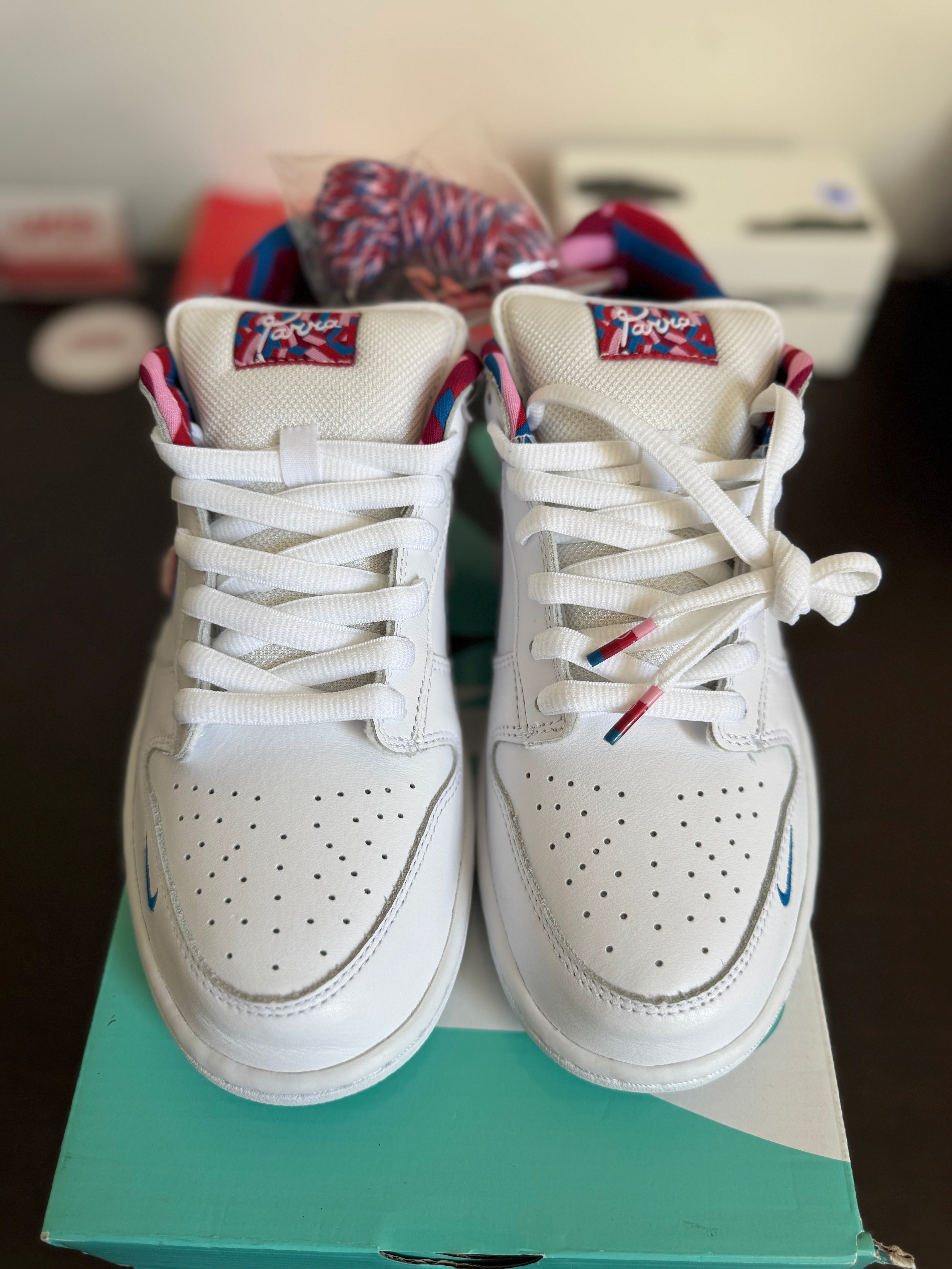 Nike SB Dunk Low OG ‘'Parra”