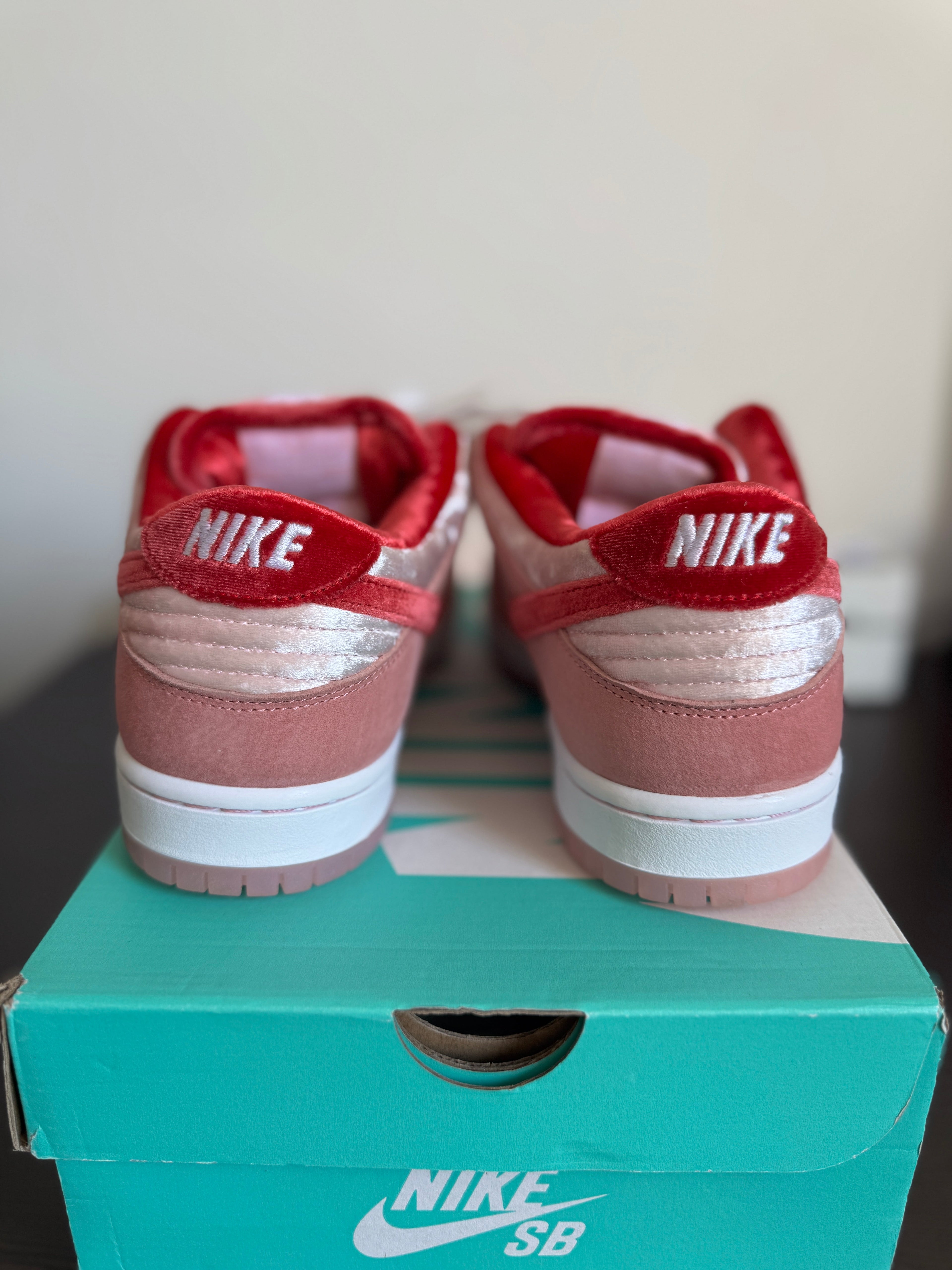 Nike SB Dunk Low 'StrangeLove Skateboards'