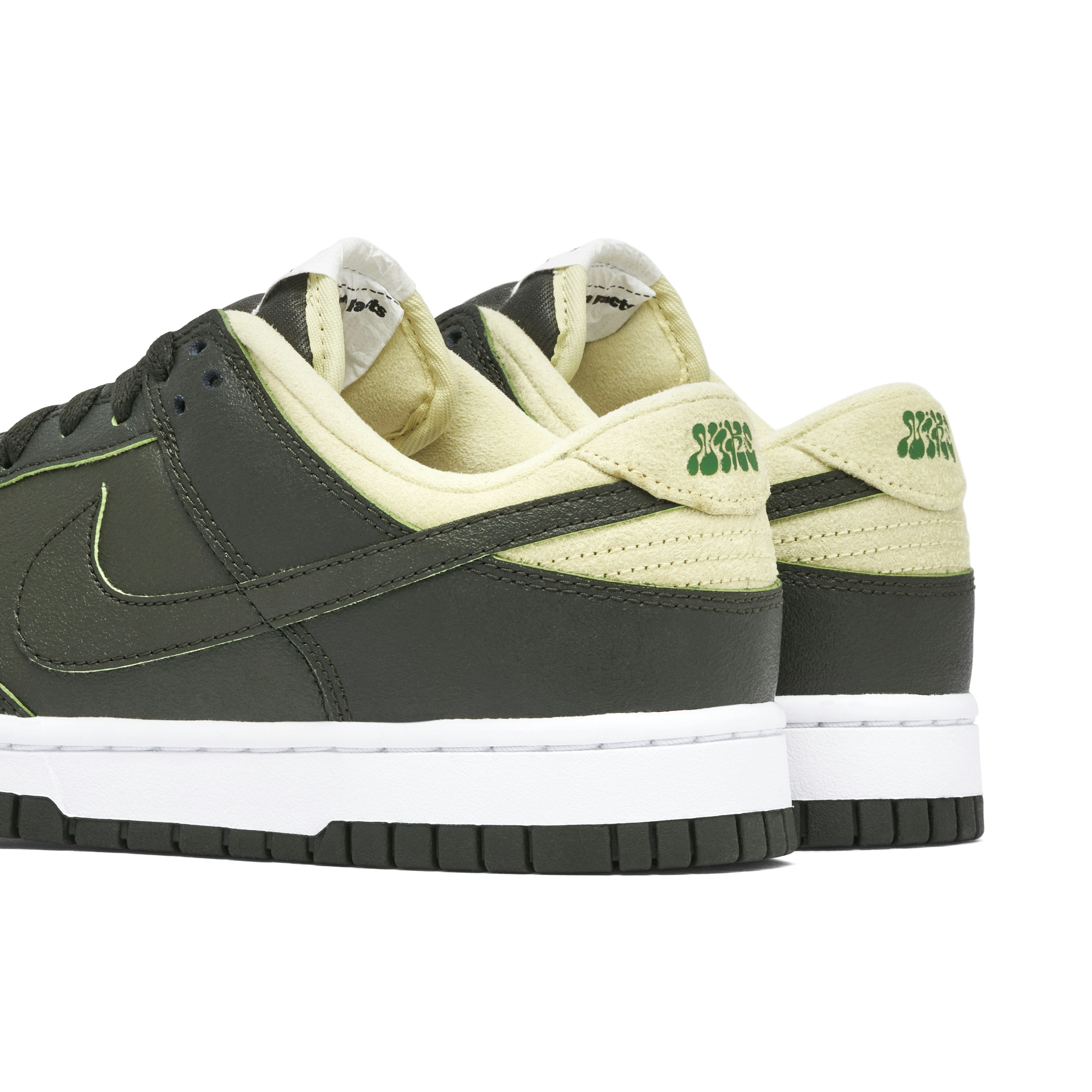 Nike Dunk Low 'Avocado' (W)