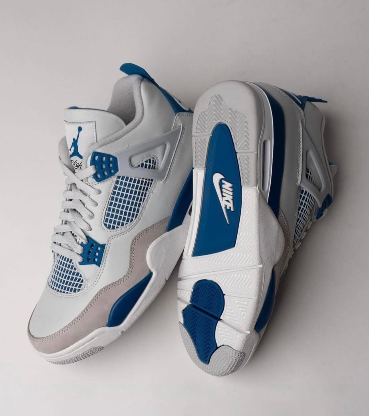 Air Jordan 4 Retro 'Military Blue' (2024)