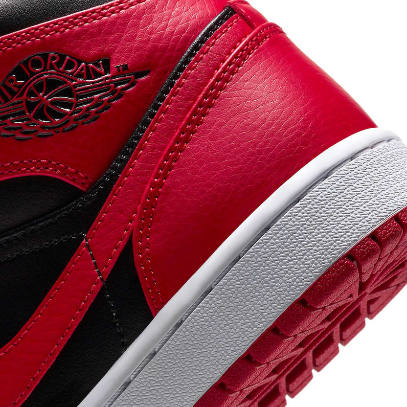 Jordan 1 Mid ‘Banned 2020’