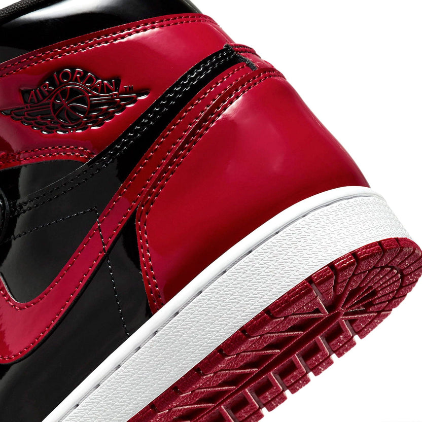 Jordan 1 Retro High OG 'Patent Bred'