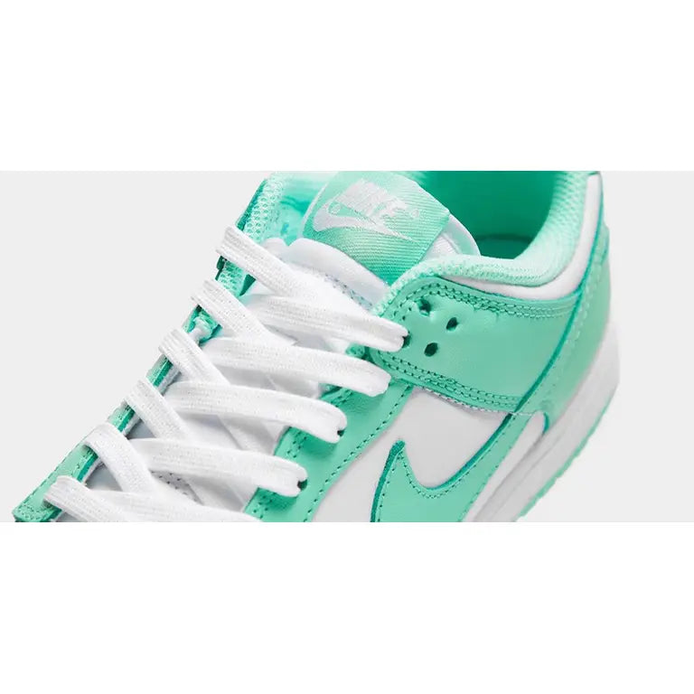 Nike Dunk Low 'Green Glow' (W)